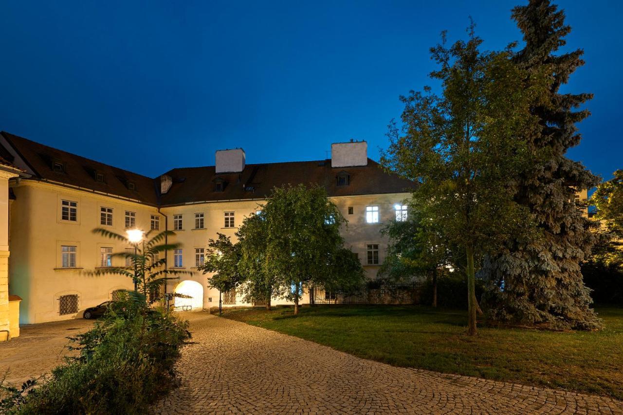 Downtown Suites Mala Strana 布拉格 外观 照片